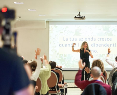 COMUNICAR